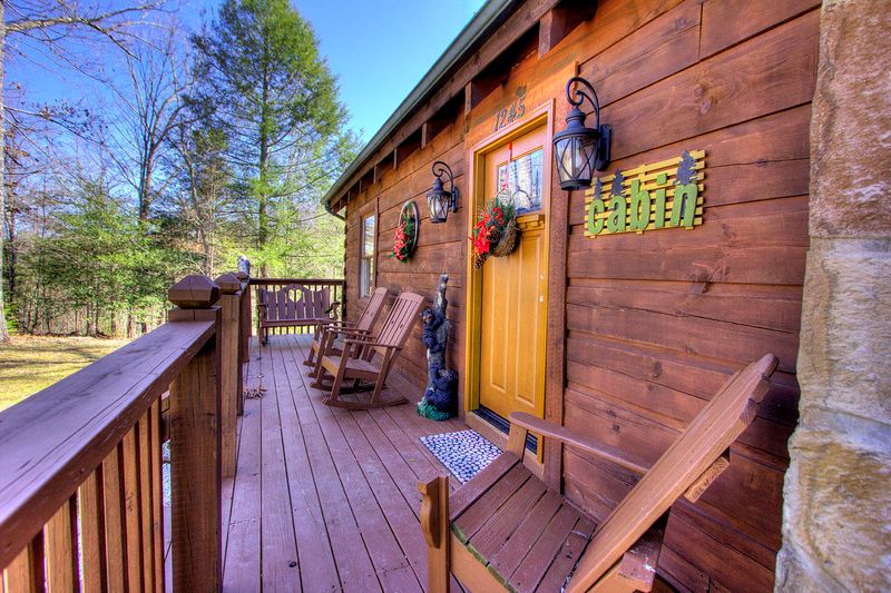 1245 Secona Way, Sevierville, TN 37876
