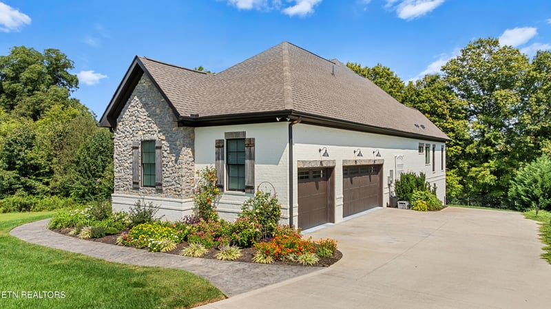 12460 Ivy Lake Dr, Knoxville, TN 37934