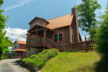 1248 Annes Rd, Gatlinburg, TN 37738