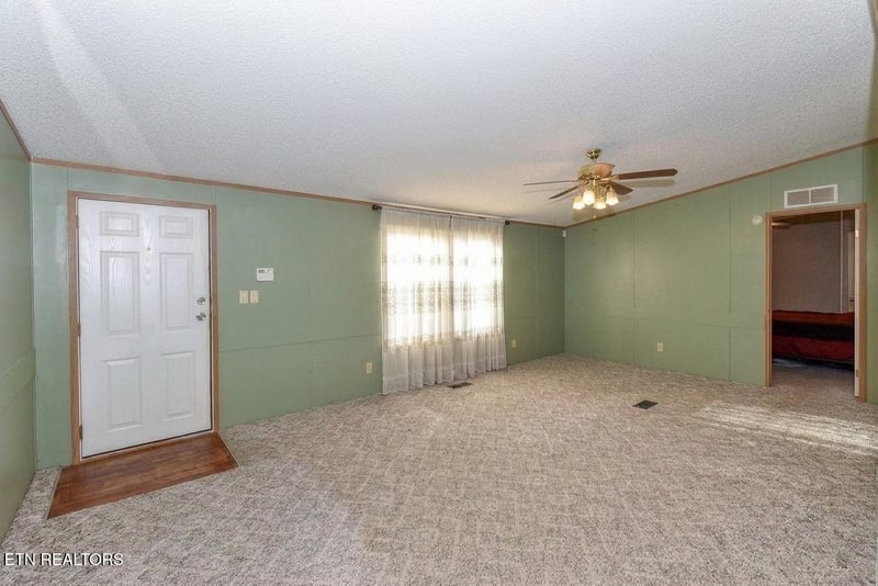 1248 Mountain View Cir, Maryville, TN 37801