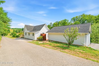 125 Ballard Rd, Heiskell, TN 37754