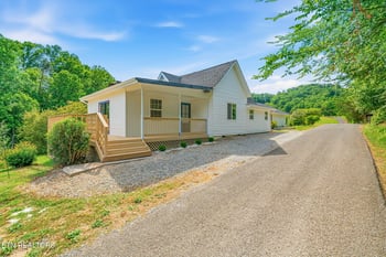 125 Ballard Rd, Heiskell, TN 37754