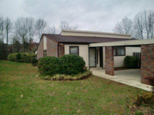 125 Brandeis Ln, Oak Ridge, TN 37830