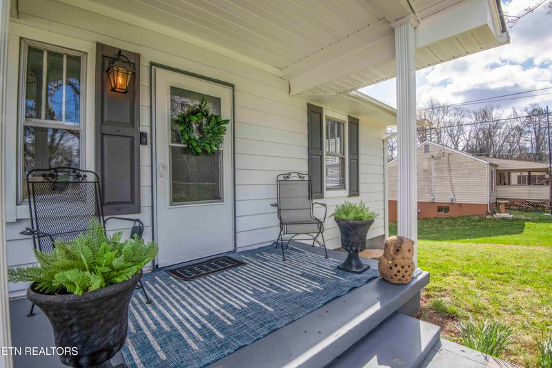 125 Clark Ave, Harriman, TN 37748