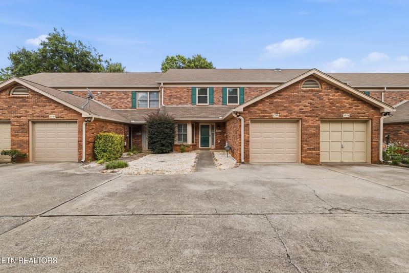 125 Durwood Rd #G, Knoxville, TN 37922