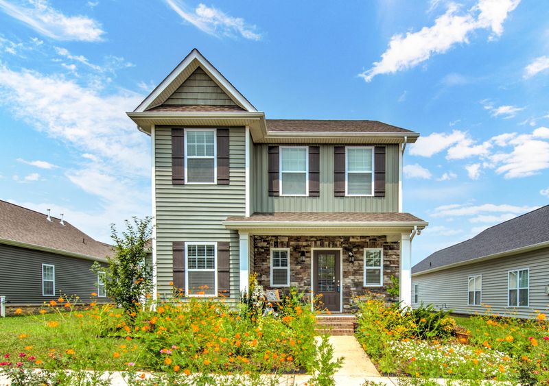 125 Hackberry St, Oak Ridge, TN 37830