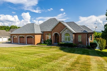 125 Indian Shadows Dr, Maryville, TN 37801