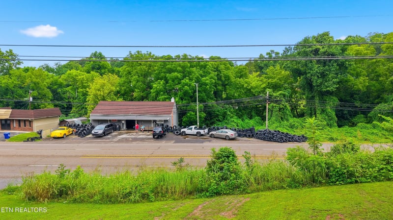 125 Kimberlin Heights Rd, Knoxville, TN 37920