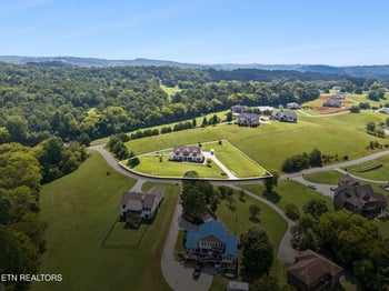 125 Marble View Dr, Kingston, TN 37763