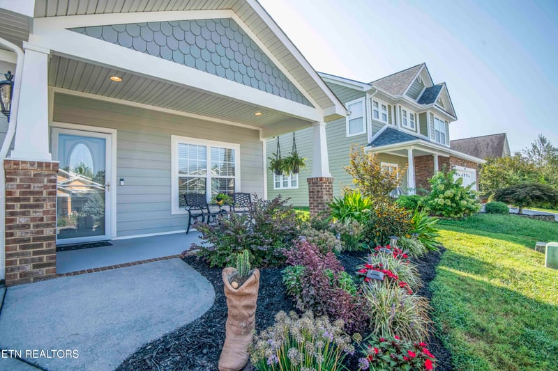 125 Mcneilly Cir, Maryville, TN 37803