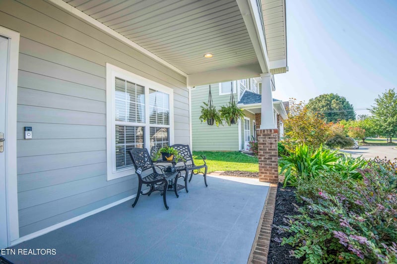 125 Mcneilly Cir, Maryville, TN 37803