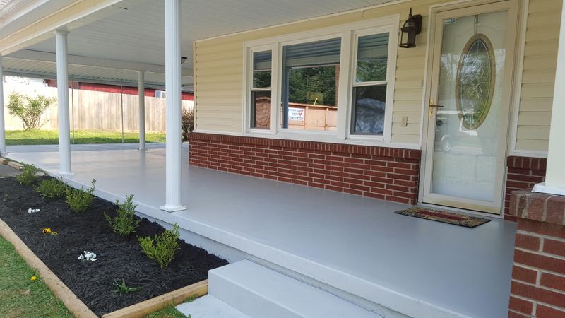 125 Miles St, Harriman, TN 37748
