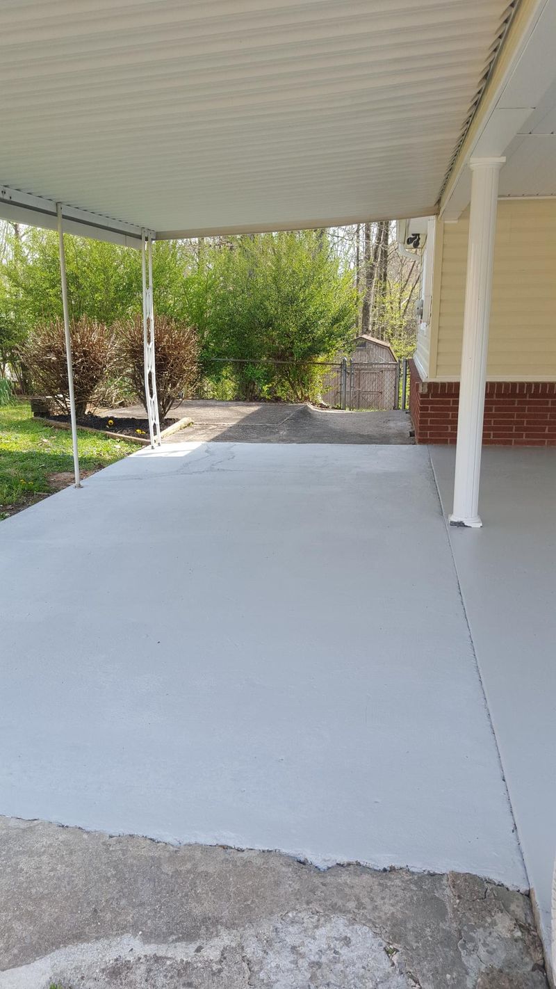 125 Miles St, Harriman, TN 37748