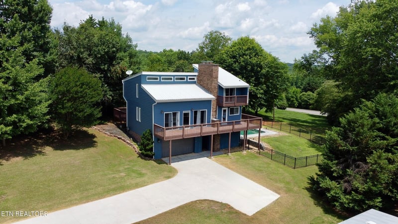 125 Orchard Crest Cir, Clinton, TN 37716