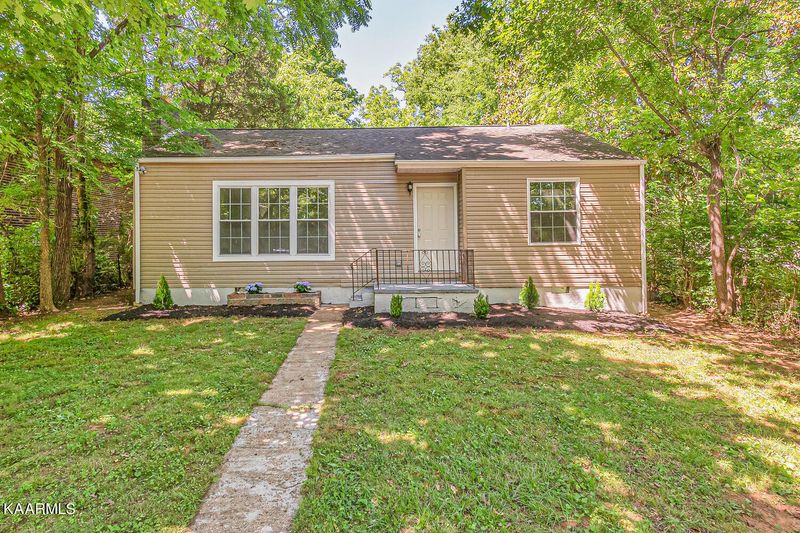 125 Overbrook Dr, Knoxville, TN 37920