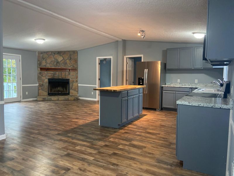 125 Rose Cir, Kingston, TN 37763