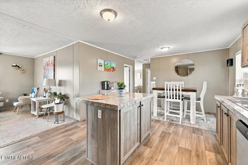 125 Schertz Ln, Rutledge, TN 37861