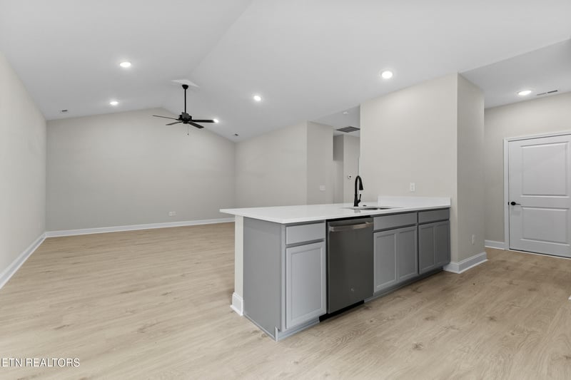 125 Via St, Lenoir City, TN 37771