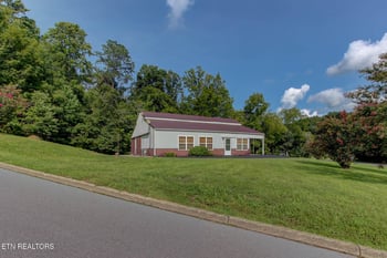 1250 Sugar Loaf Rd, Sevierville, TN 37876