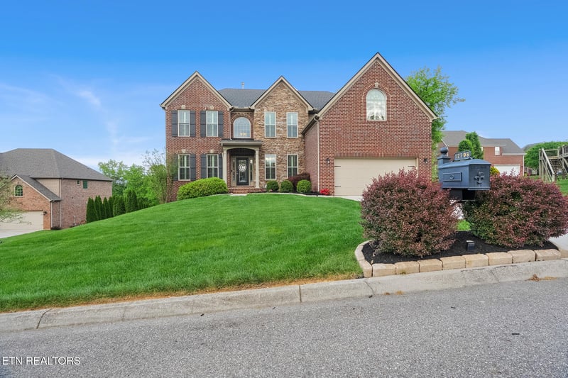 12508 Thistledown Ln, Knoxville, TN 37922