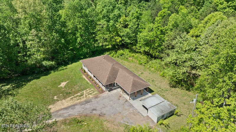 12515 Yarnell Rd, Knoxville, TN 37932