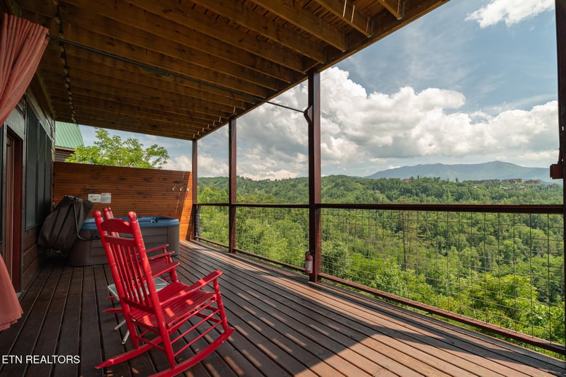 1252 Annes Rd, Gatlinburg, TN 37738