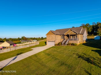 1252 Marble Hill Rd, Friendsville, TN 37737