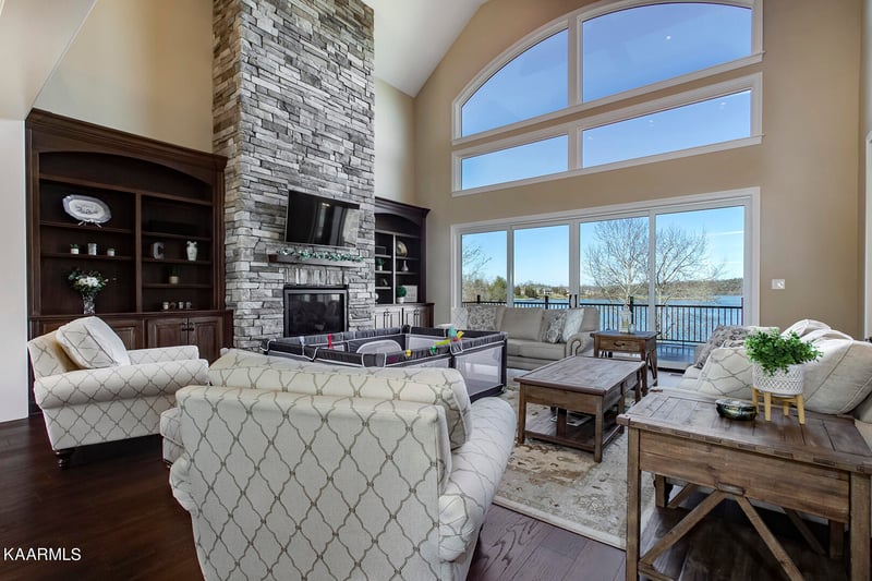 1252 Marina Way, Lenoir City, TN 37772