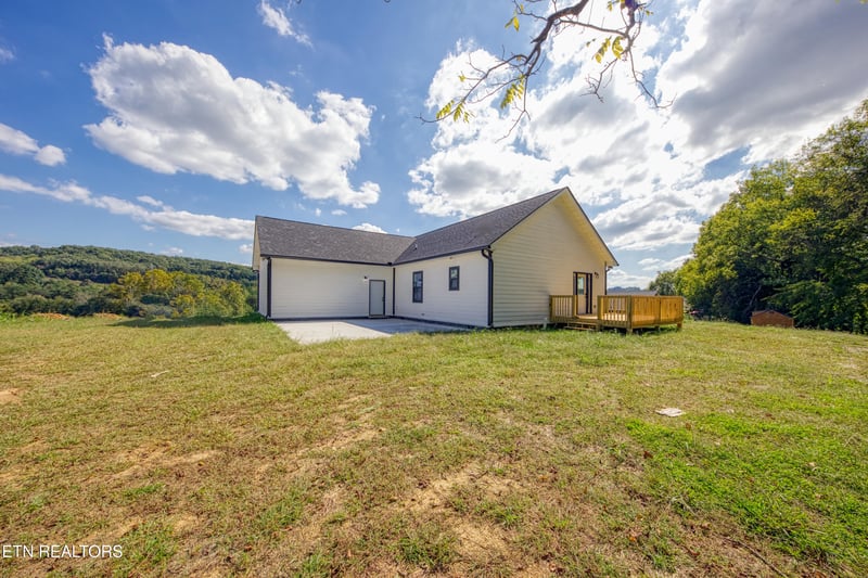 12531 Hickory Creek Rd, Lenoir City, TN 37771