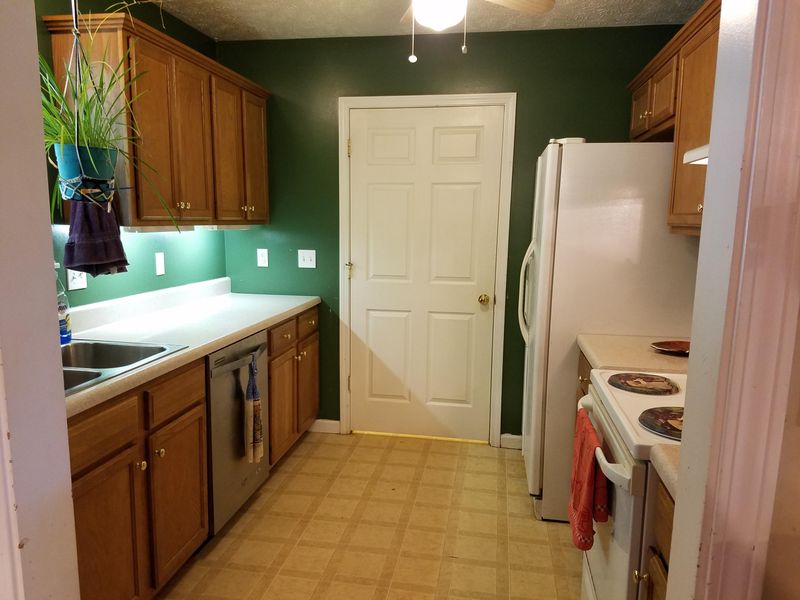 1255 Buford Ct, Greenback, TN 37742