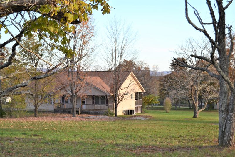 1255 Stone Loop, Crossville, TN 38571