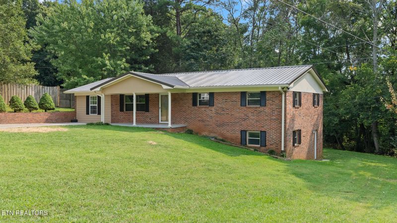 1256 Arden Ln, Morristown, TN 37813