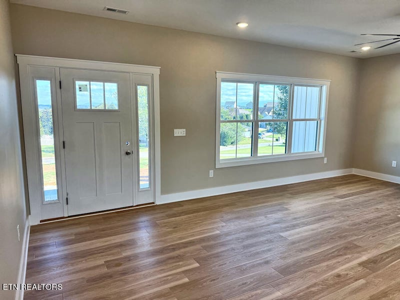 1259 Stewart St, Sevierville, TN 37876