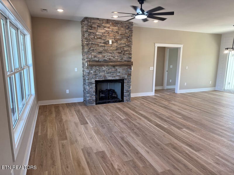 1259 Stewart St, Sevierville, TN 37876