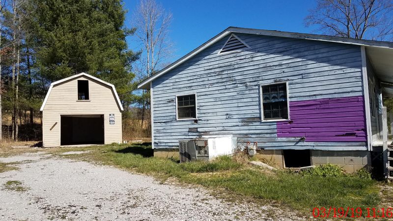 126 Aslinger Rd, Wartburg, TN 37887