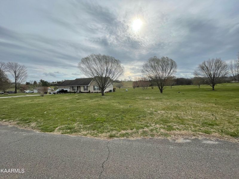 126 Camp Rd, Sweetwater, TN 37874