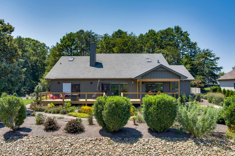 126 Chahyga Way, Loudon, TN 37774