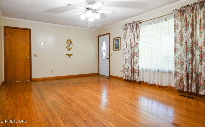 126 County Road 600, Athens, TN 37303