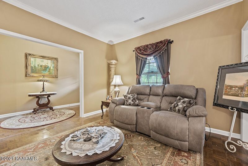 126 Danbury Dr, Oak Ridge, TN 37830
