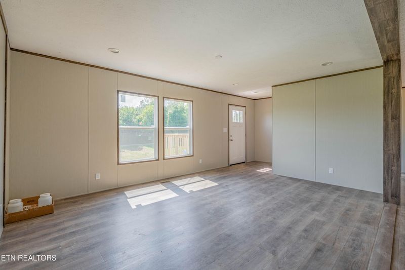 126 Graham Rd, Blaine, TN 37709