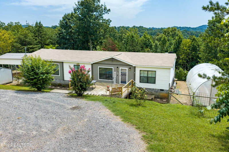 126 Gregory Ln, Maynardville, TN 37807