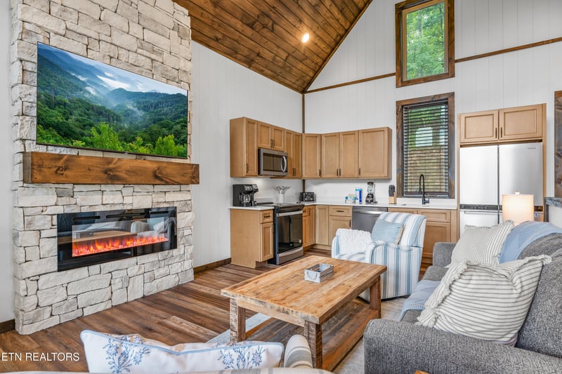 126 Jolene Way, Sevierville, TN 37876