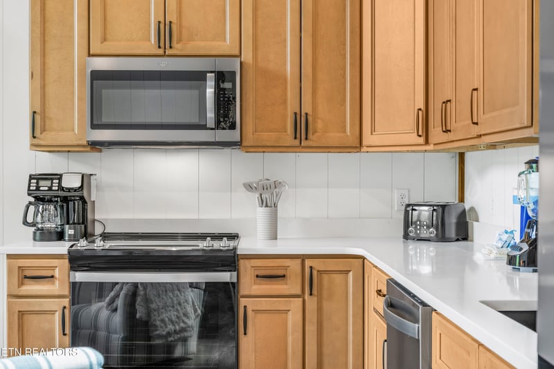 126 Jolene Way, Sevierville, TN 37876