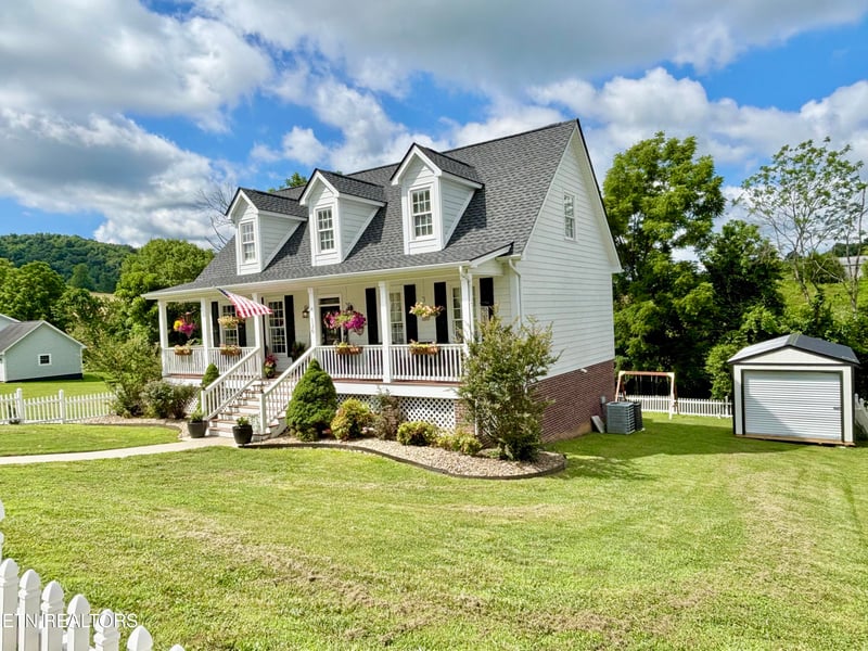 126 Larkspur Dr, Andersonville, TN 37705