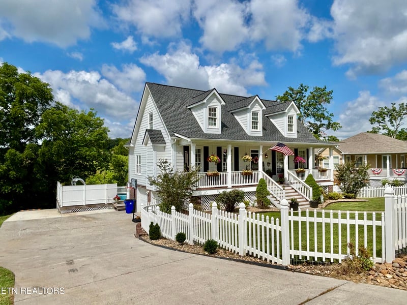 126 Larkspur Dr, Andersonville, TN 37705