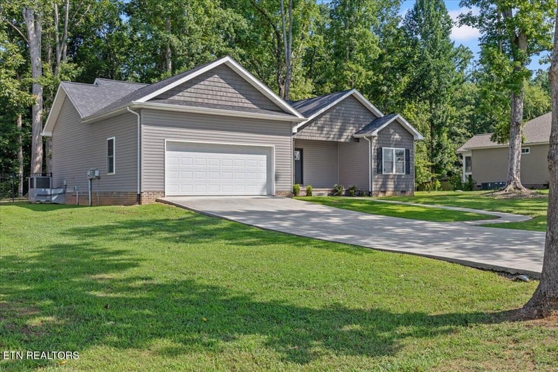 126 Mason Ln, Madisonville, TN 37354