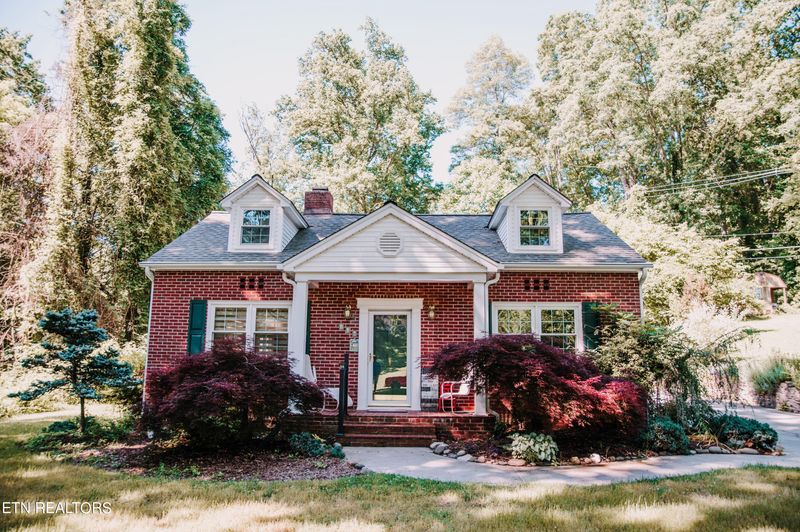 126 Orchard Rd, Norris, TN 37828