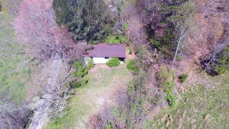 126 Stallcup Rd, Sweetwater, TN 37874
