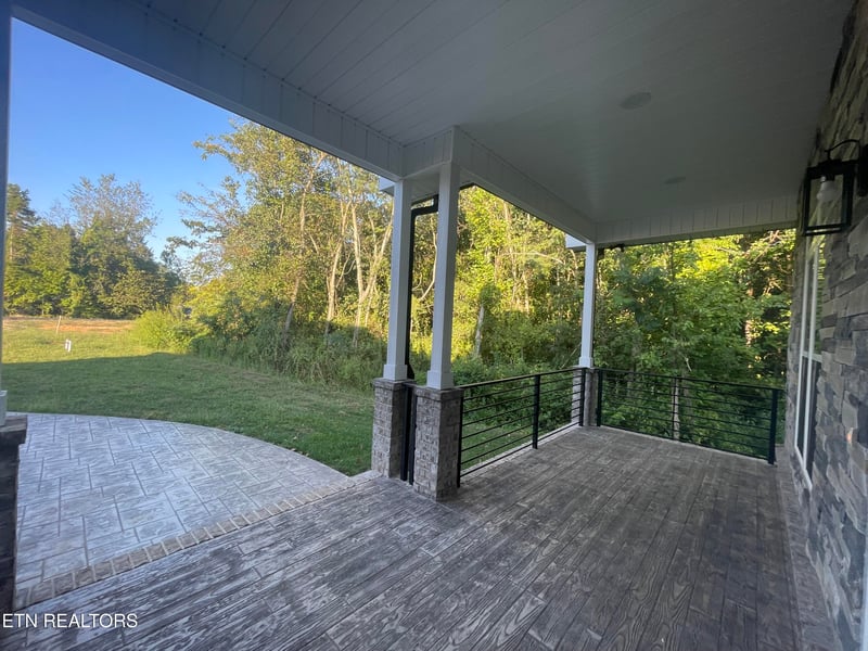 126 Utsesti Way, Loudon, TN 37774