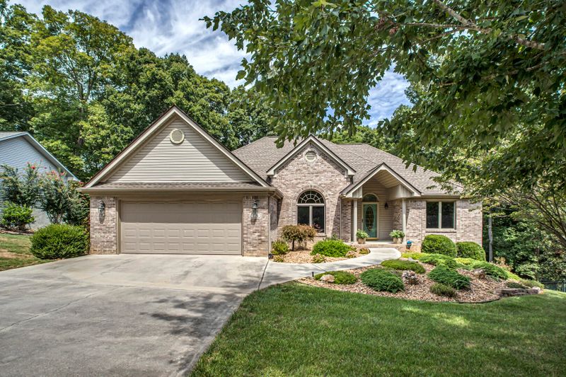 126 Vinita Ln, Loudon, TN 37774